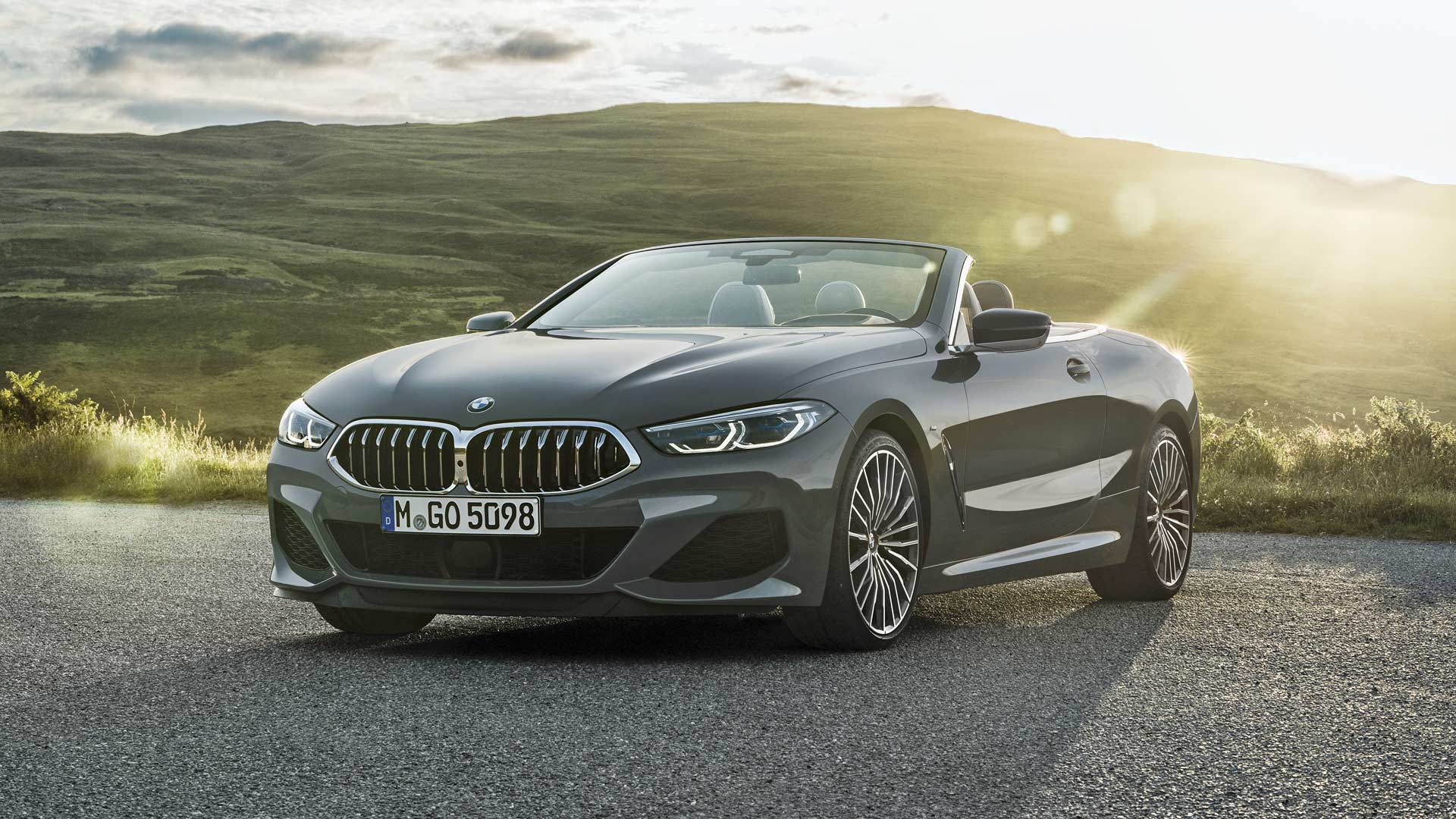 1920x1080 New BMW 8 Series drops top, adds neck warmers, Desktop