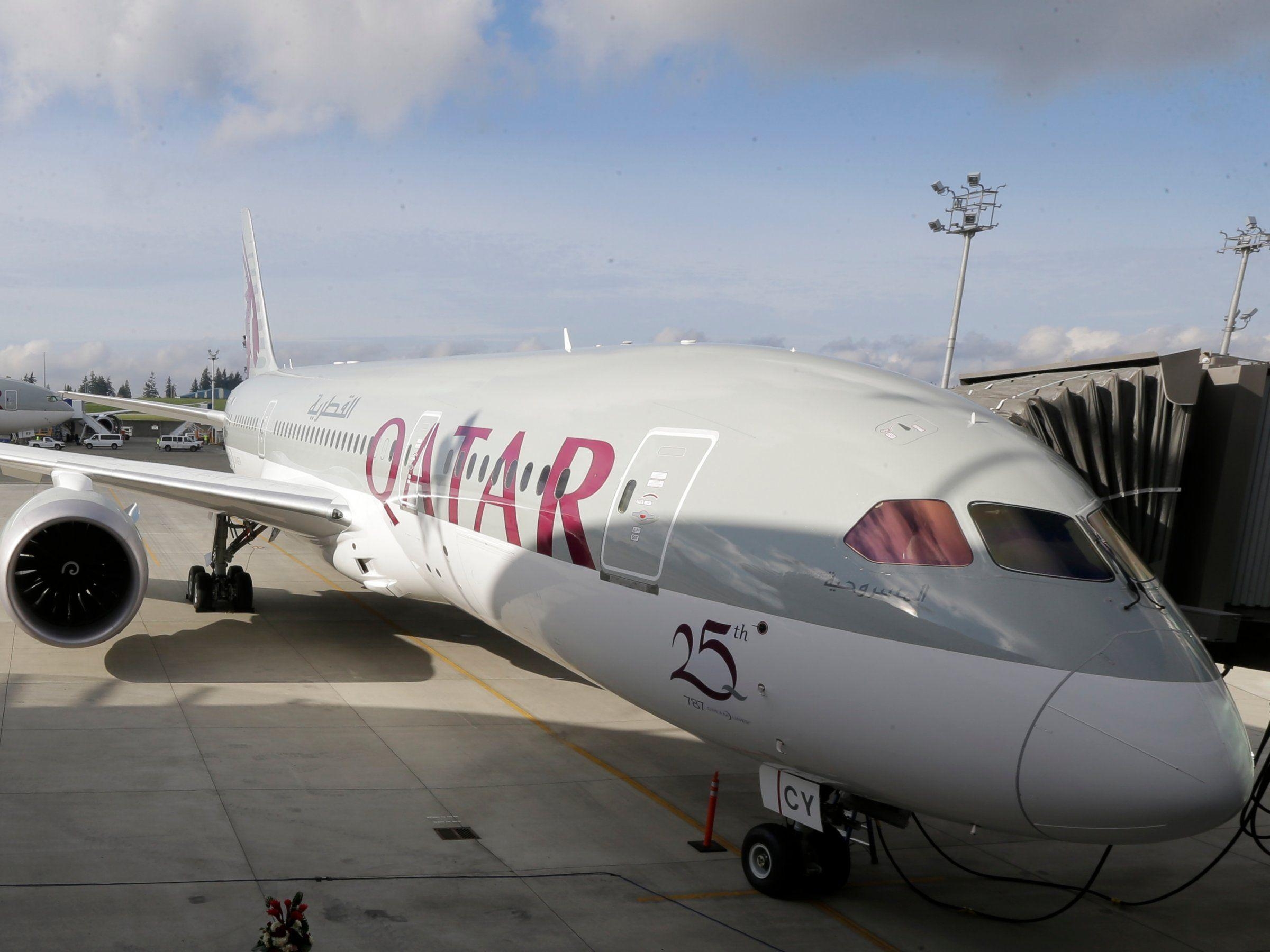 2400x1800 Qatar Airways is the world's best airline: review, photo, details, Desktop