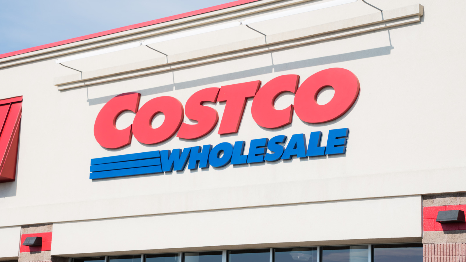 1600x910 A Surprising Number Of People Like To Wander Aimlessly Around Costco, Desktop