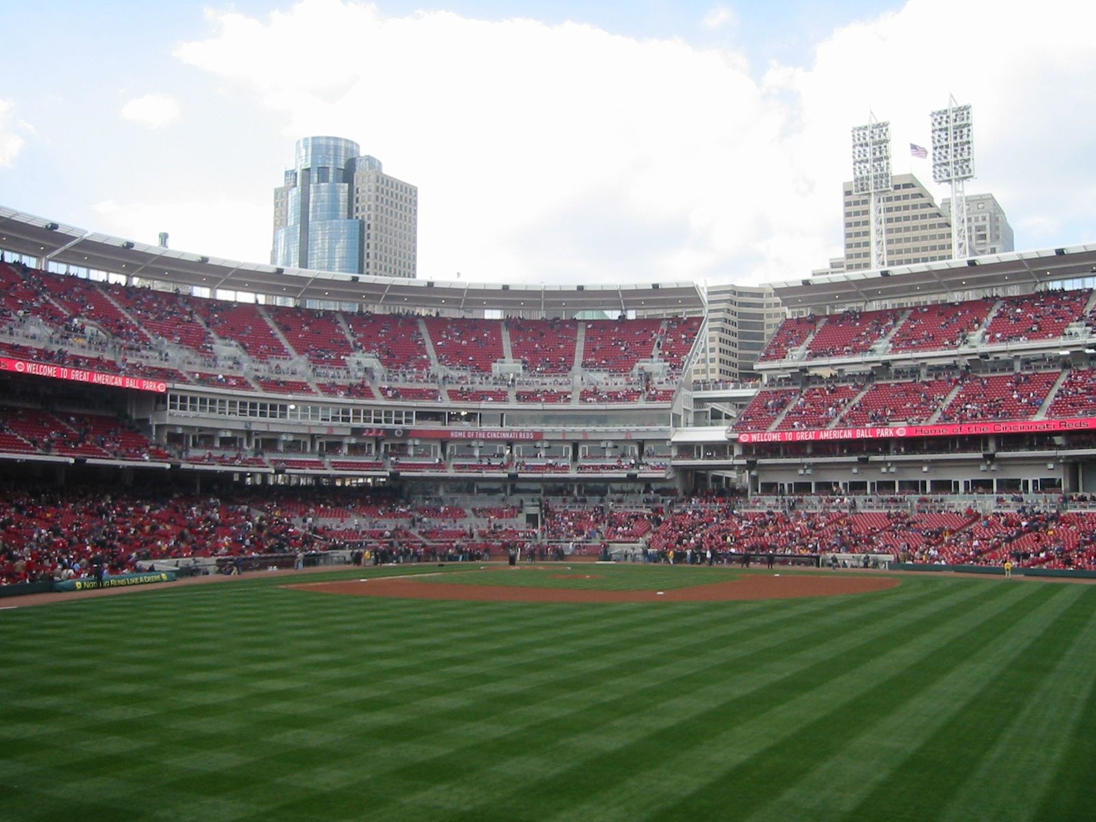 1600x1200 Great American Ball Park, Desktop