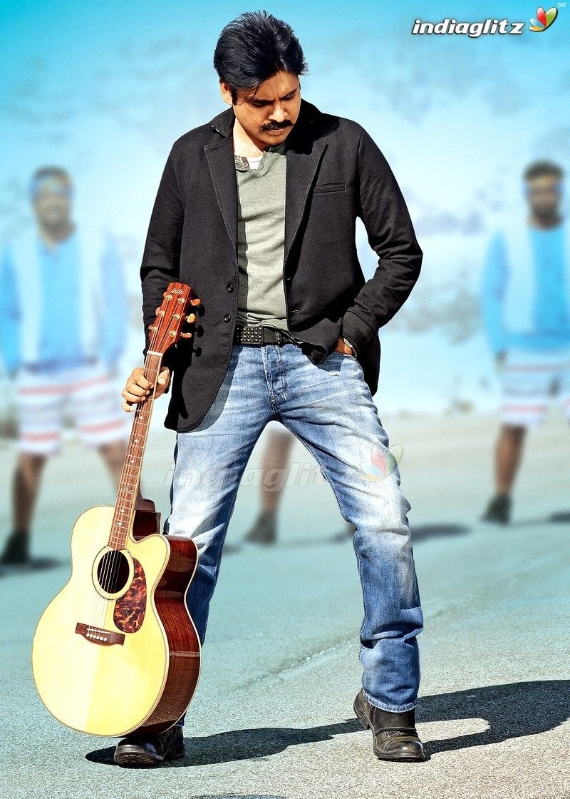 800x1120 Katamarayudu Photo Movies photo, image, gallery, stills, clips, Phone