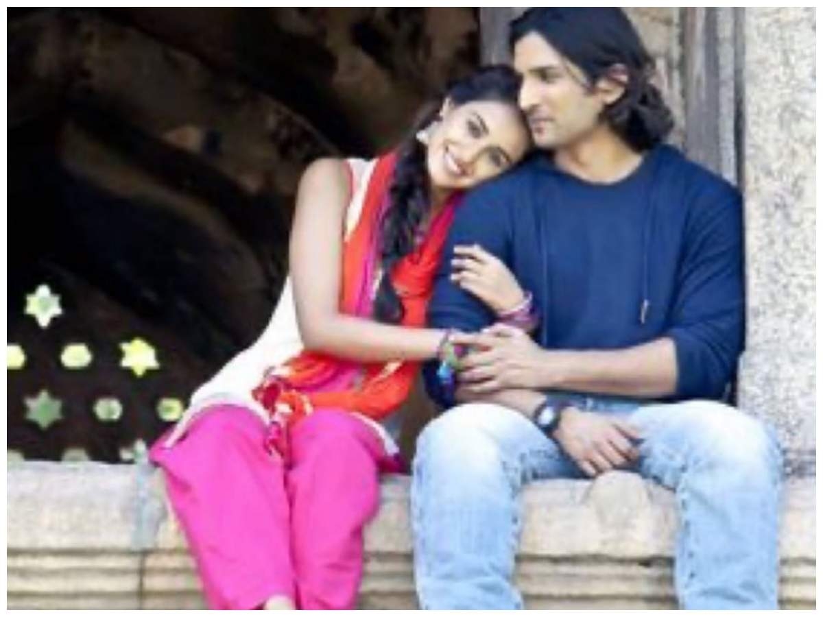 1200x900 Heartbroken Disha Patani Shares Stills Of Co Star Sushant Singh Rajput From 'M.S. Dhoni: The Untold Story'. Hindi Movie News Of India, Desktop