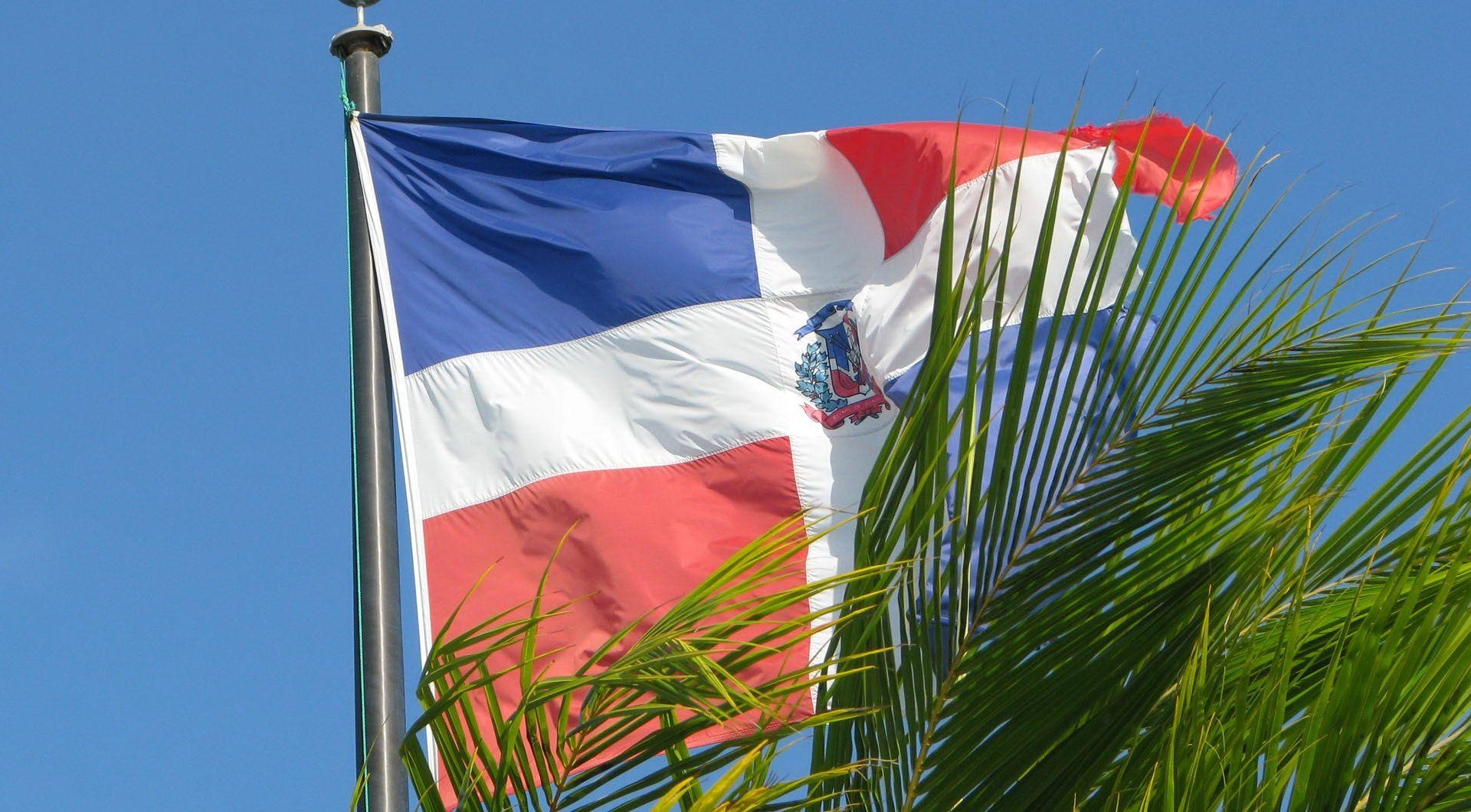 1920x1060 Dominican Flag Wallpaper HD, Desktop