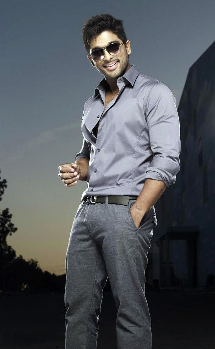 750x1220 Allu Arjun Nice Look With Cute Smiling.memsaab.com, Phone