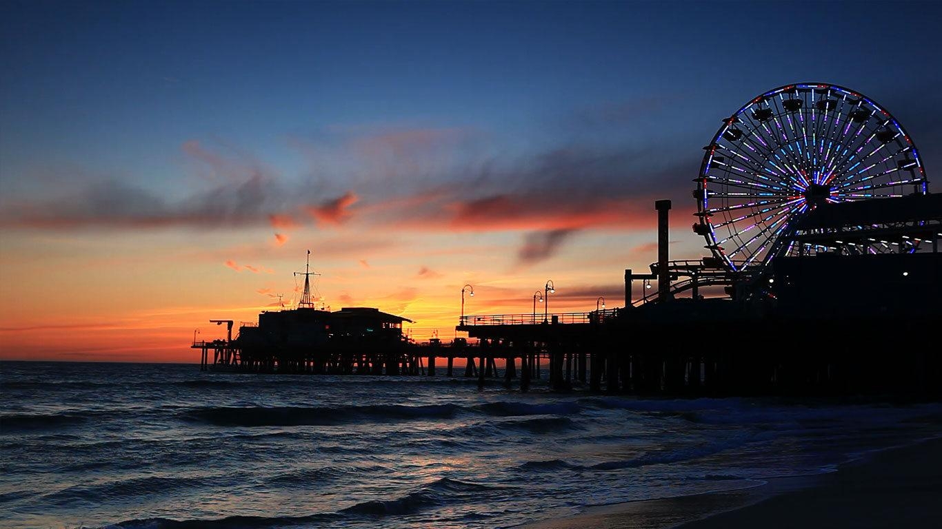 1370x770 Santa Monica Pier, Desktop