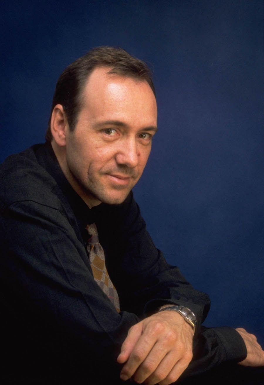 900x1320 Kevin Spacey wallpaper, Phone