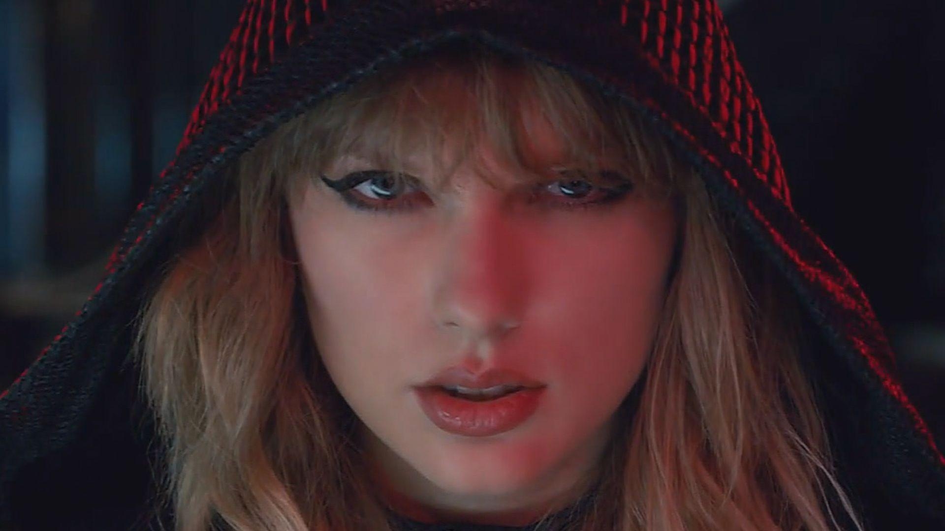 1920x1080 How Far Has Taylor Swift Gone to Control Her Image Ahead, Desktop