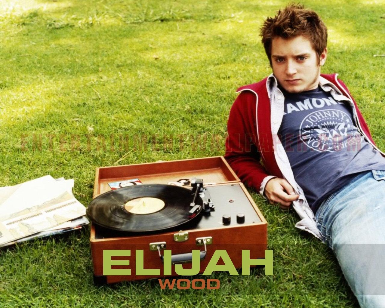 1280x1030 Elijah Wood Wallpaper 23 X 1024, Desktop