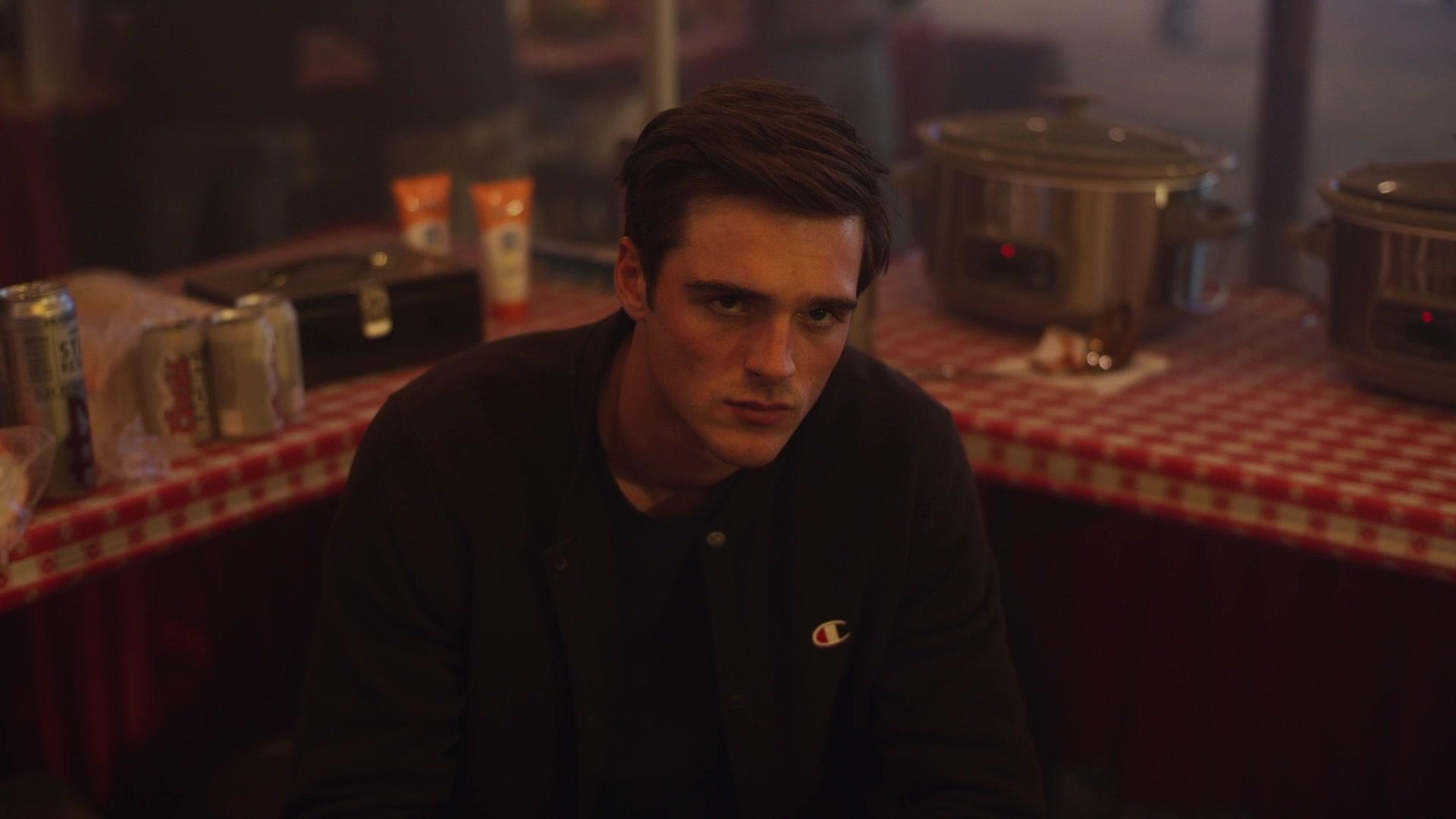 1920x1080 Champion Shirt Worn by Jacob Elordi in Euphoria Episode, Desktop