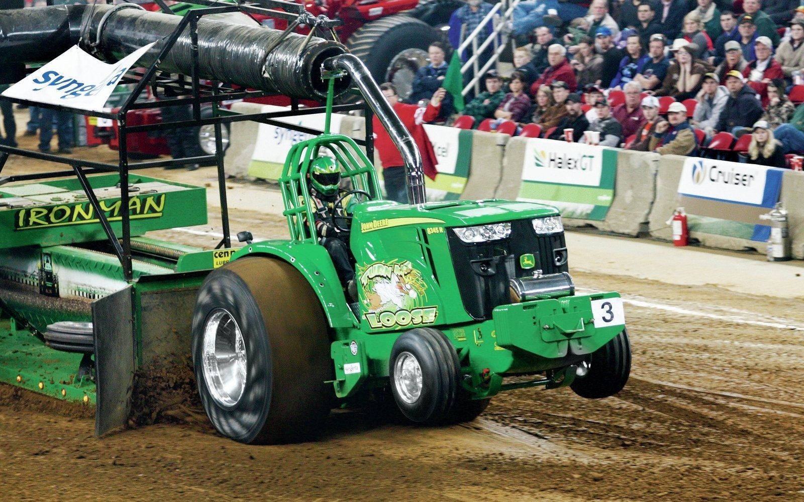 1600x1000 John Deere Deere Pulling Tractors Wallpaper, Desktop