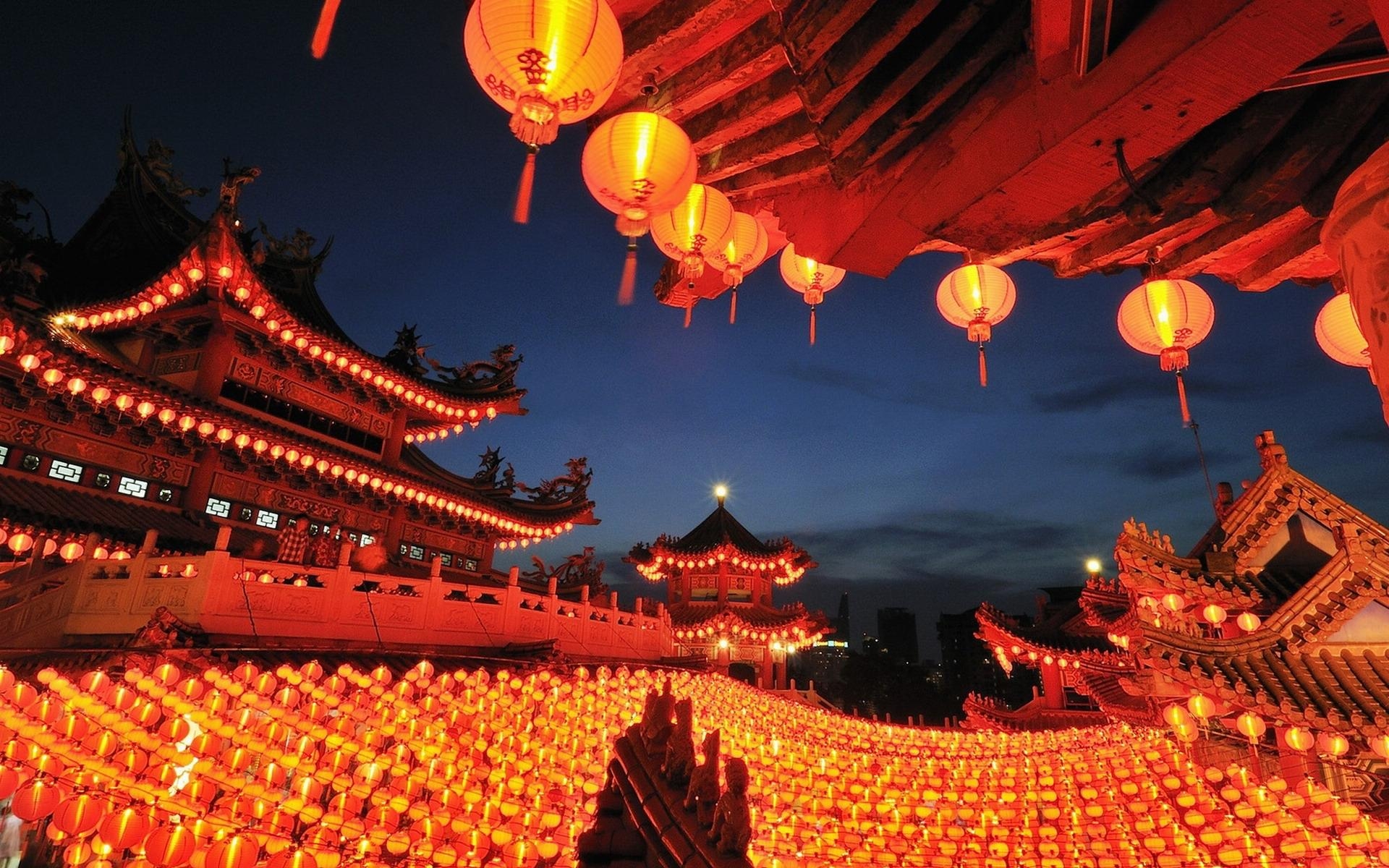 1920x1200 This November head to Thailand for the mesmerising Lantern Festival, Desktop