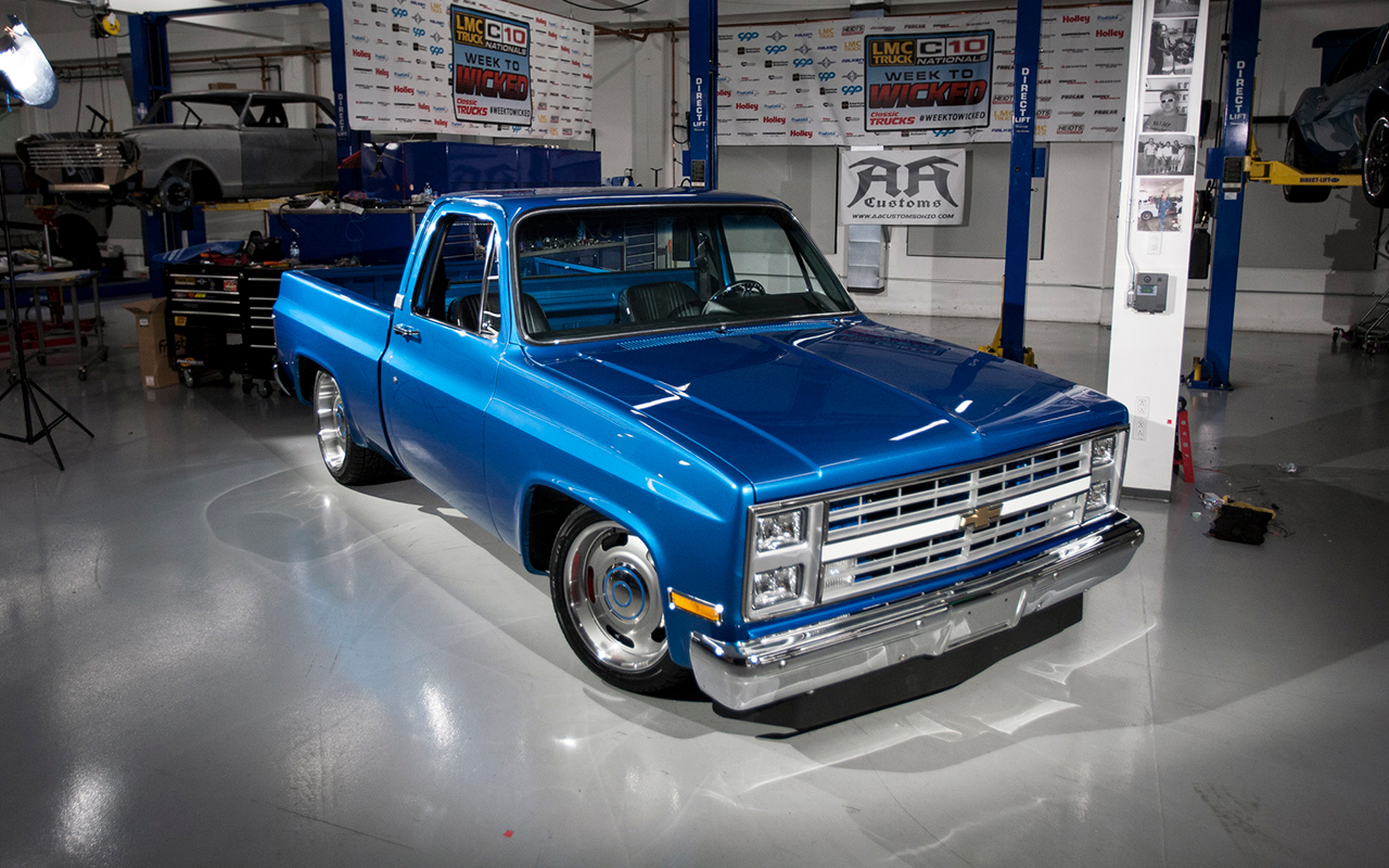 1280x800 Classic Trucks Week To Wicked: 1985 Chevy C10 Square Body!, Desktop