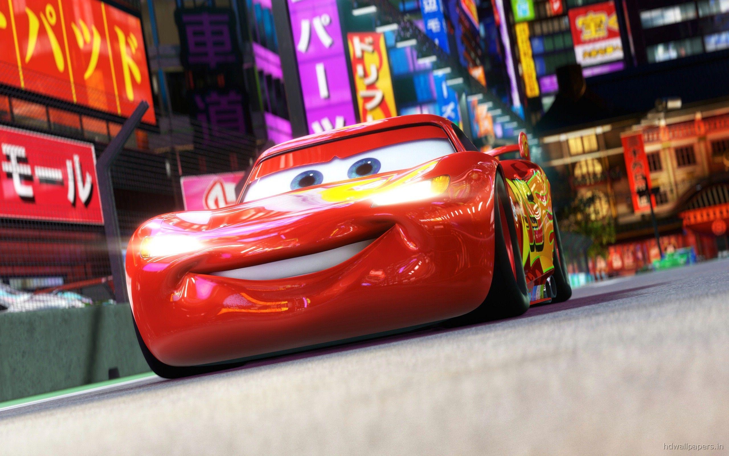 2560x1600 Lightning McQueen in Cars 2 Wallpaper, Desktop