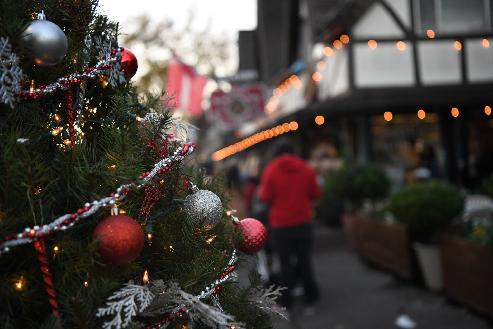 1920x1280 Solvang Christmas 2022 2023 In California, Desktop