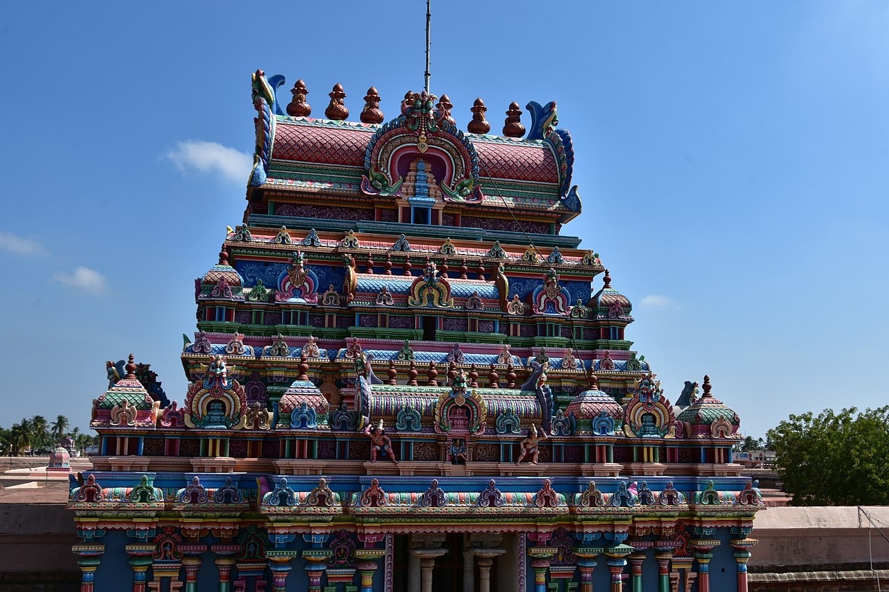 1280x860 Sri Ranganathaswamy Temple, dedicated to Vishnu, in Srirangam, near Tiruchirappali, Desktop