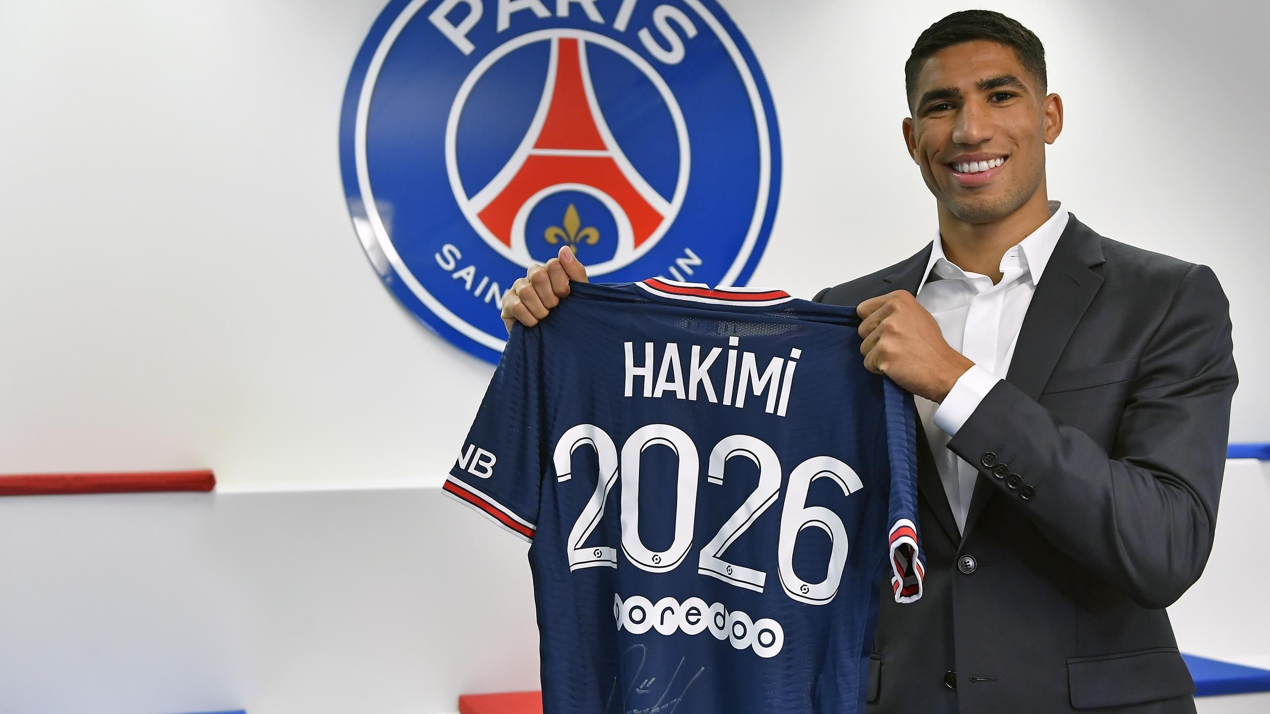 2560x1440 Football News: Achraf Hakimi's Signing Hints At Much Needed Rebuild For Paris Saint Germain, Desktop