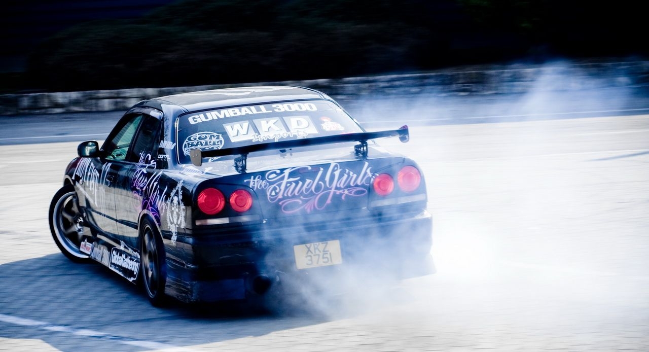 1280x700 Drifting Wallpaper Skyline, Desktop