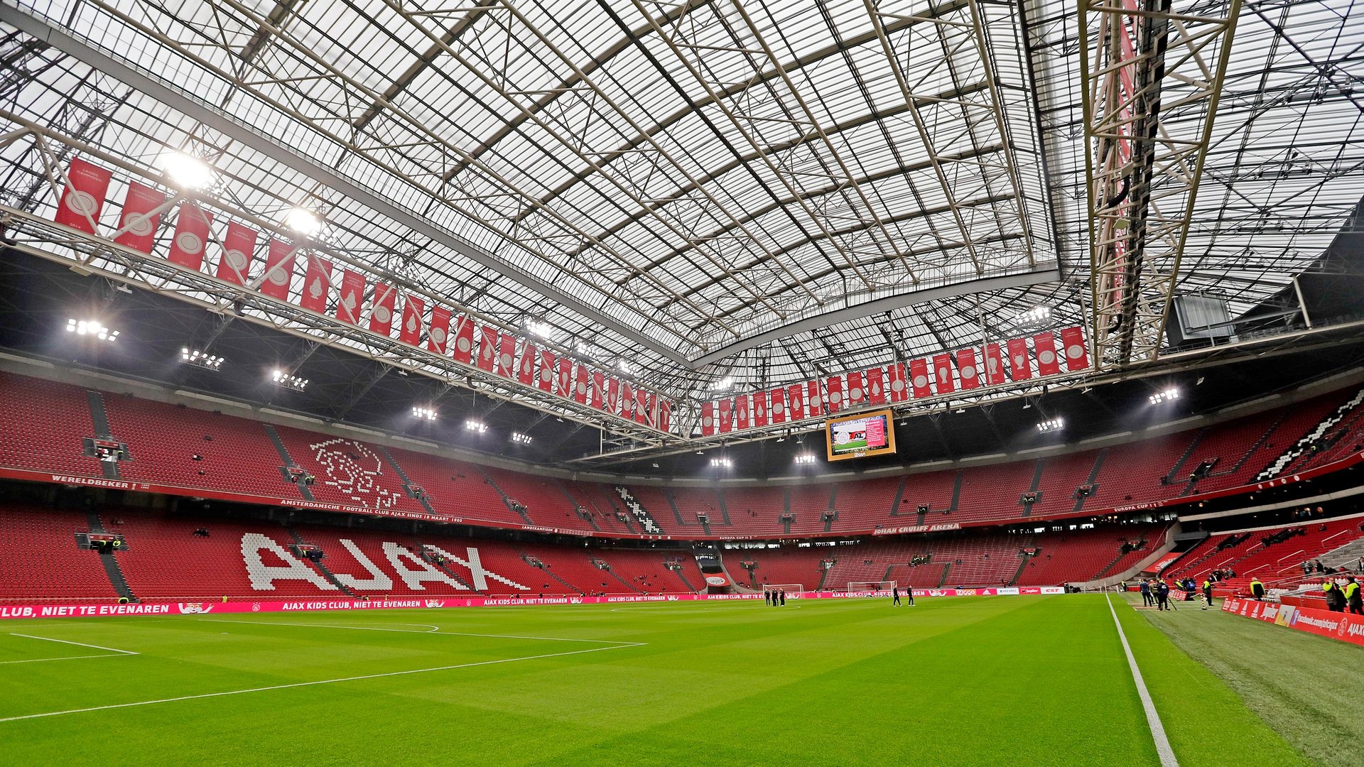 1920x1080 Storage system in Amsterdam stadium shows potential for used batteries, Desktop