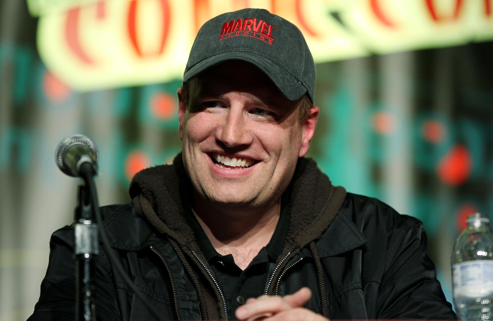 1600x1050 THE AVENGERS 2 News; Kevin Feige Says AVENGERS 2 Script Is Better, Desktop