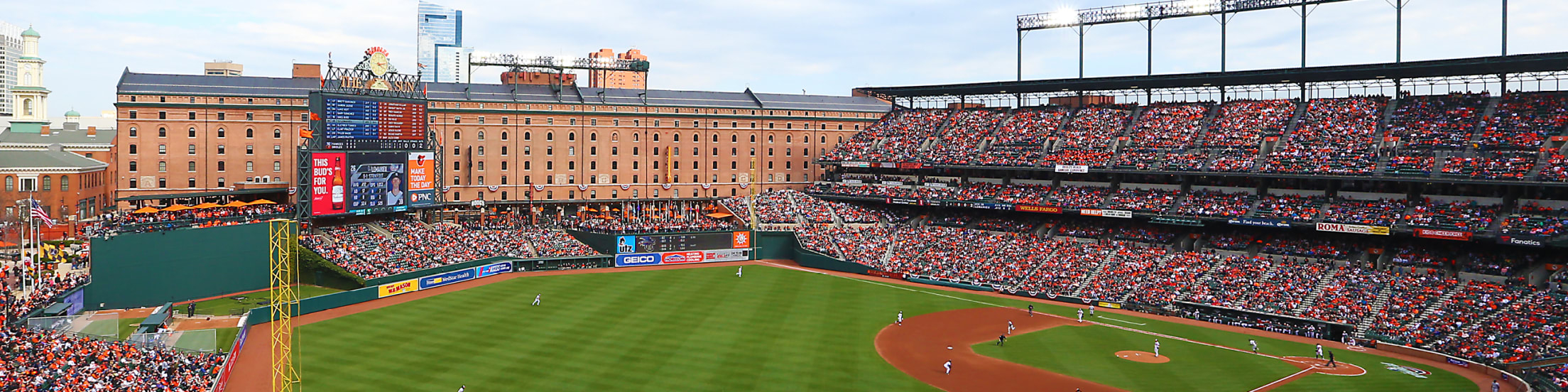 2210x560 Oriole Park at Camden Yards, Dual Screen