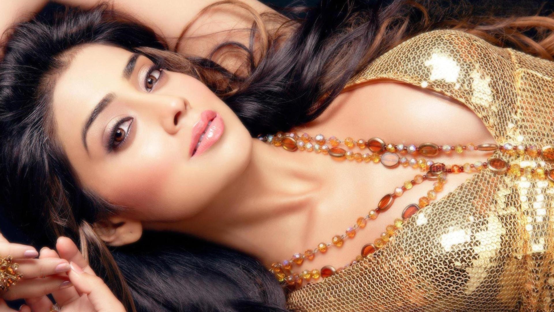 1920x1080 Shriya Saran Photo Pics Latest HD Wallpaper Image Page 2, Desktop