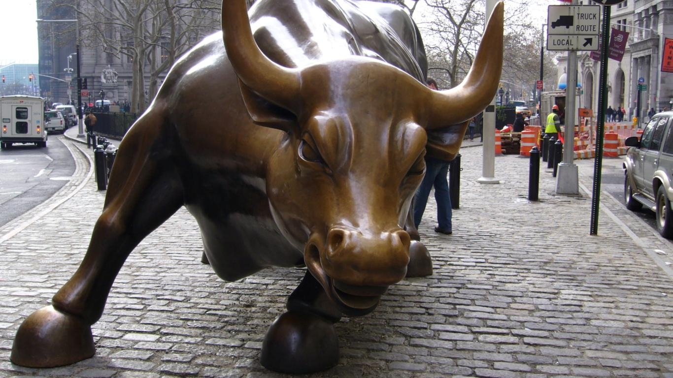 1370x770 The Wall Street Bull Wallpaper, Desktop