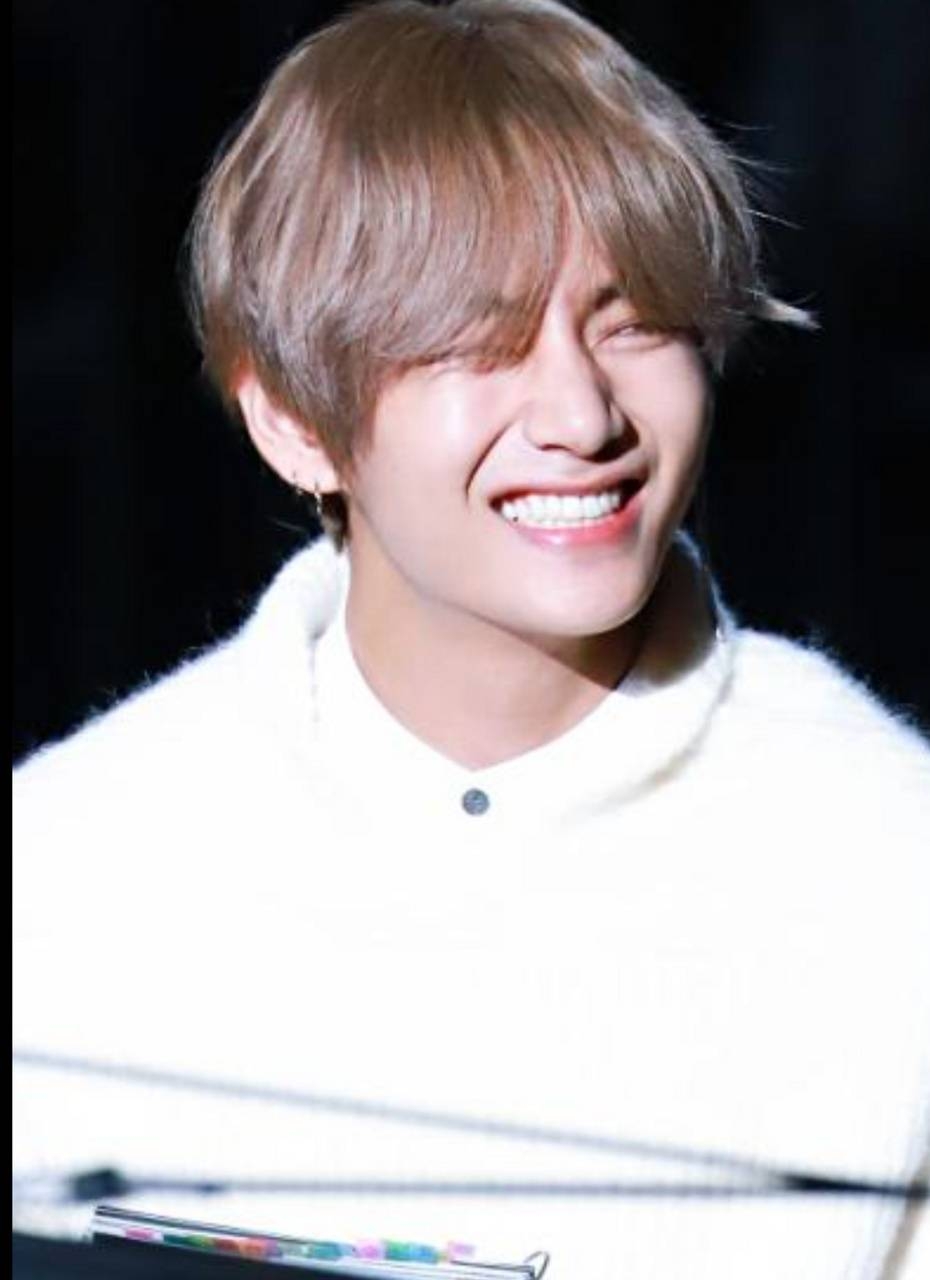 930x1280 BTS smile wallpaper, Phone