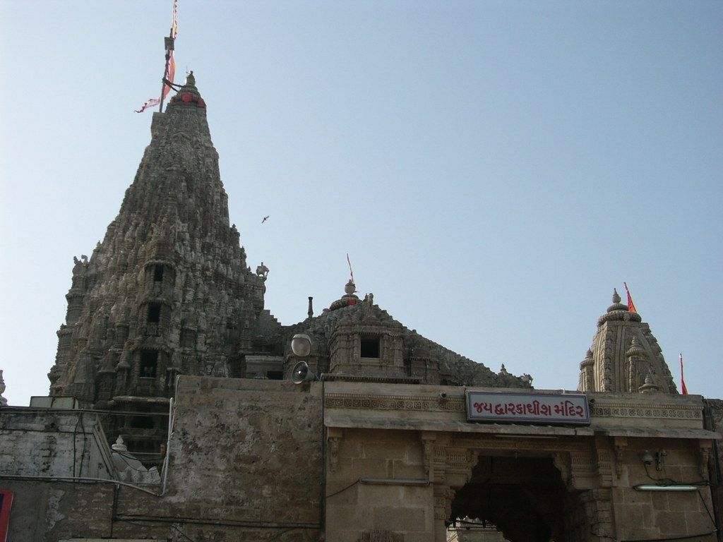 1030x770 The main Dwarka temple, Desktop