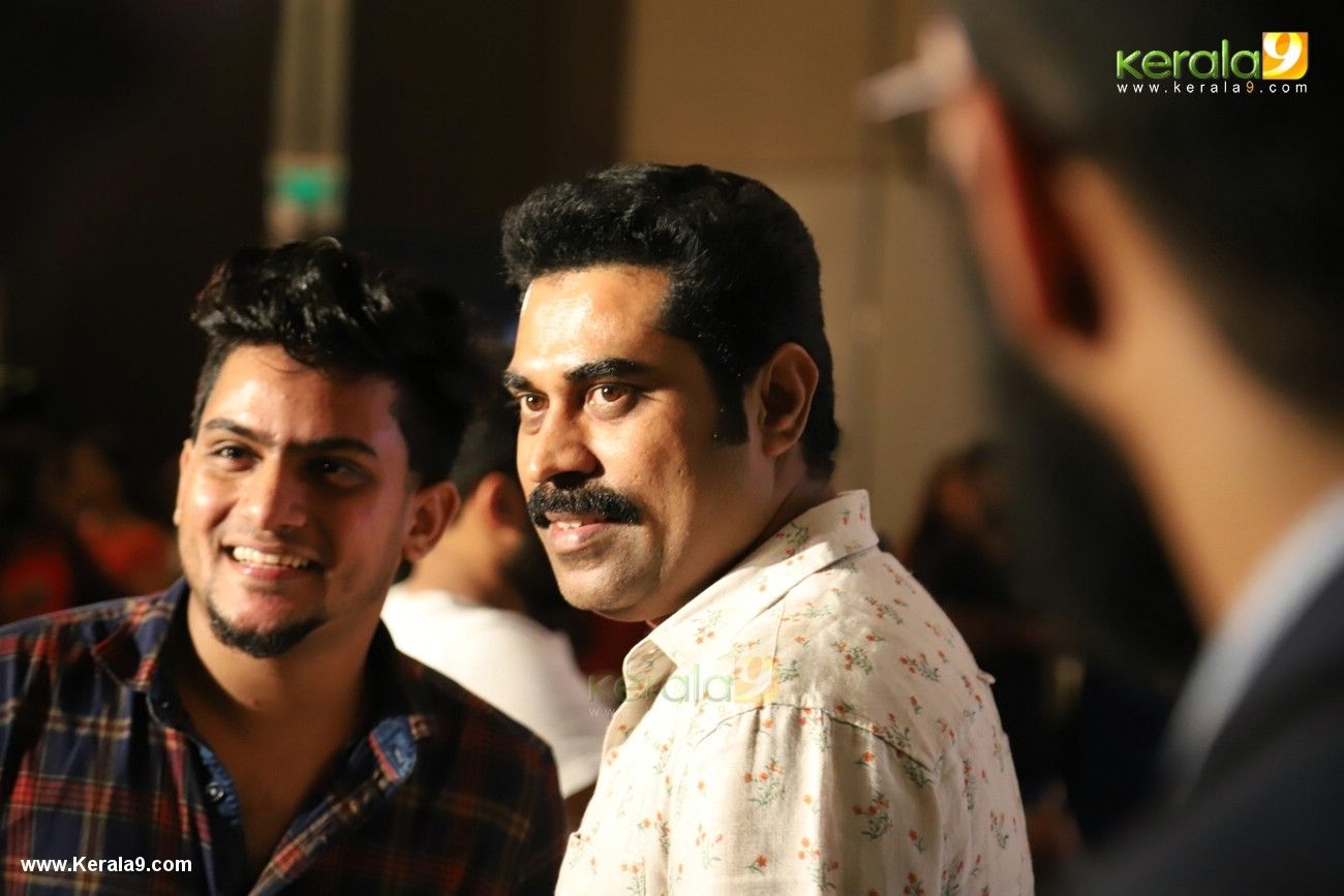 1300x870 Suraj venjaramoodu at neeraj madhav wedding reception photo 16395, Desktop