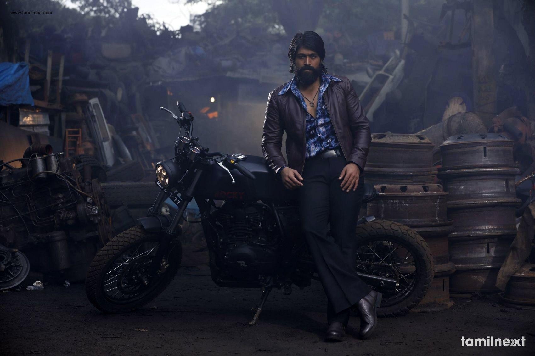 1700x1140 KGF Movie HD Photo. HD photo, HD image, Actors image, Desktop