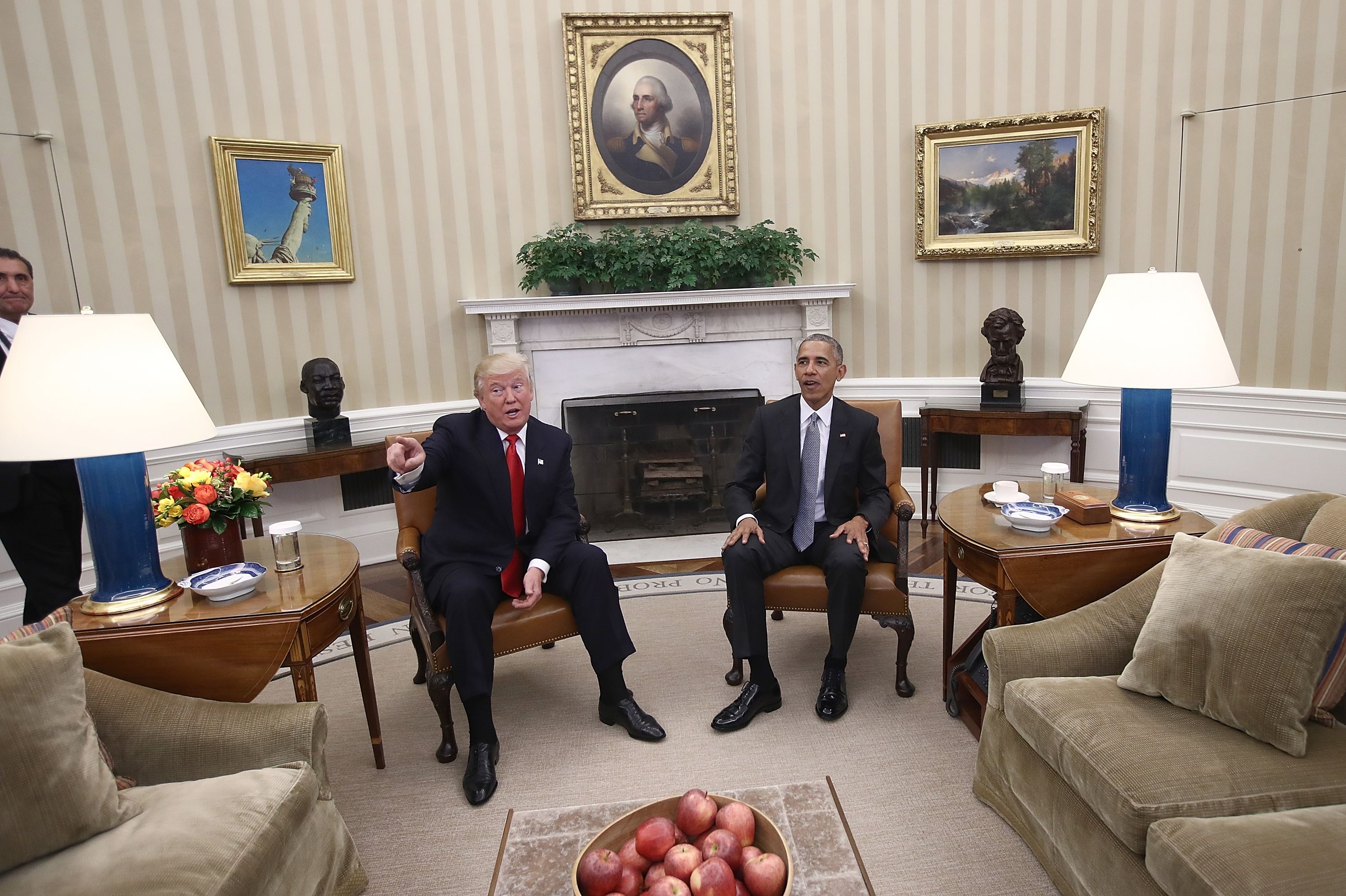 3000x2000 Trump or Obama: Who decorated the Oval Office better?, Desktop