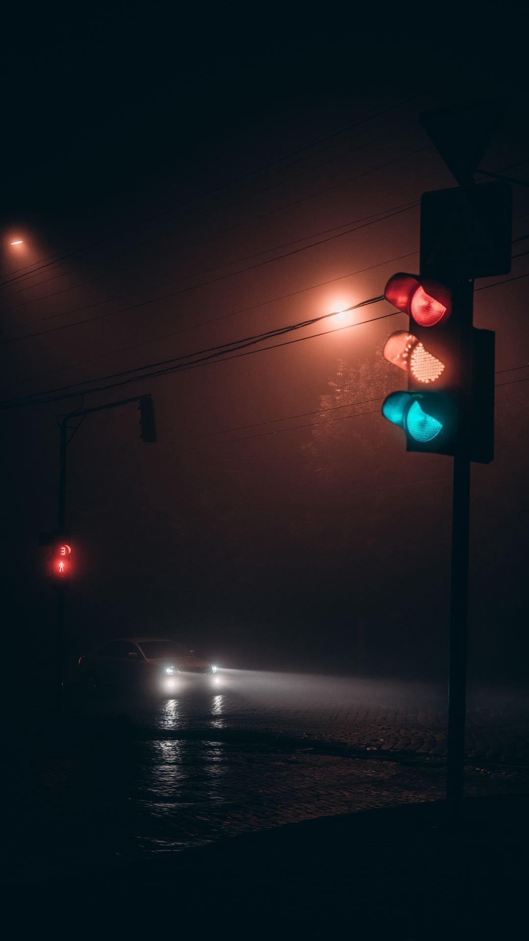 1080x1920 Traffic Lights Night iPhone Wallpaper. Lit wallpaper, Traffic light, City wallpaper, Phone