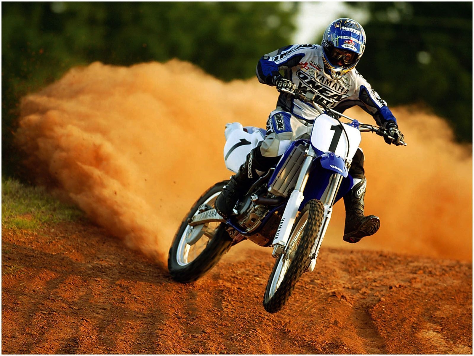 1600x1200 Yamaha Dirt Bike Wallpaper, Desktop