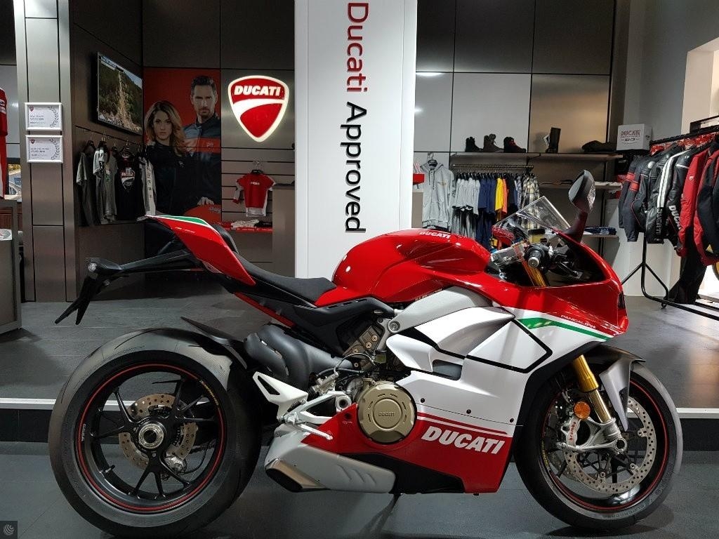 1030x770 DUCATI PANIGALE V4 S in Derby and Nottingham, Nottinghamshire, Desktop