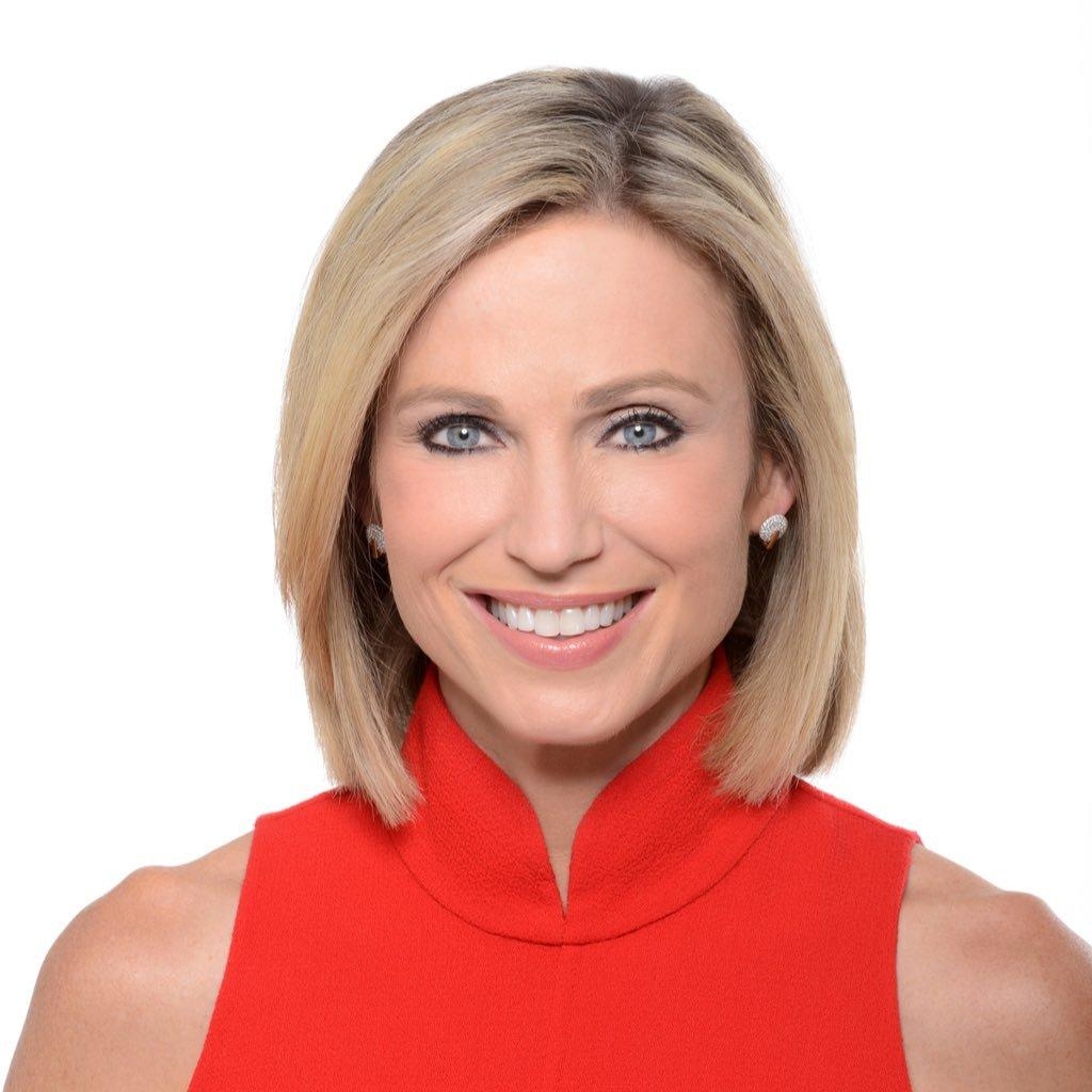 1030x1030 Amy Robach can't, Phone