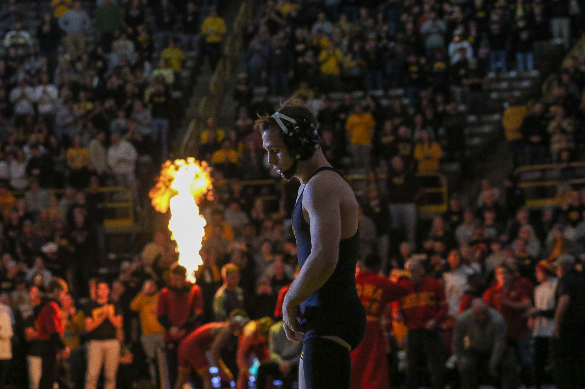 2050x1370 Iowa Iowa State Wrestling, Desktop