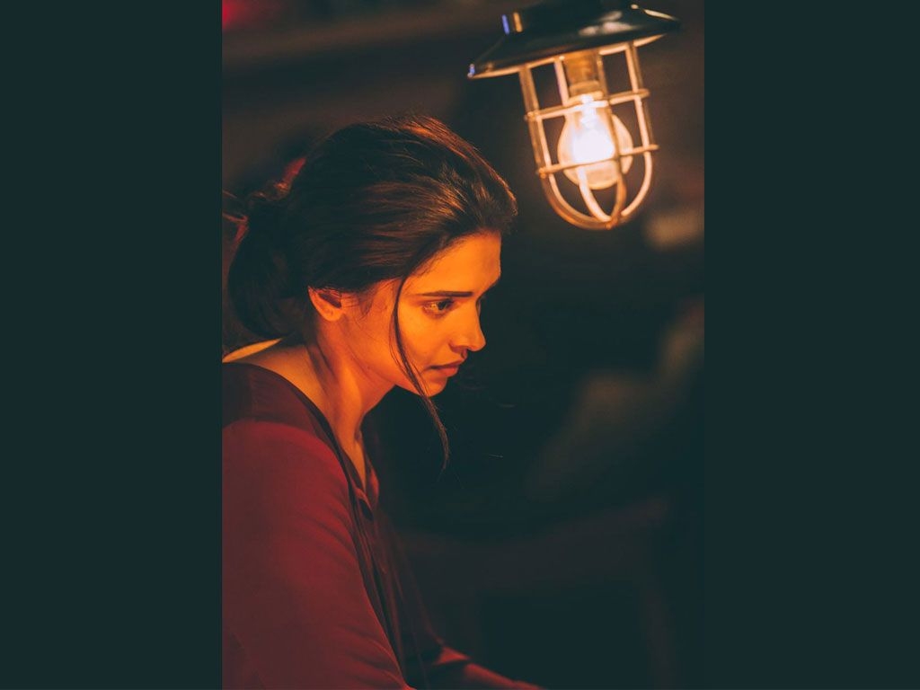 1030x770 Tamasha Movie HD Wallpaper. Tamasha HD Movie Wallpaper Free Download (1080p to 2K), Desktop