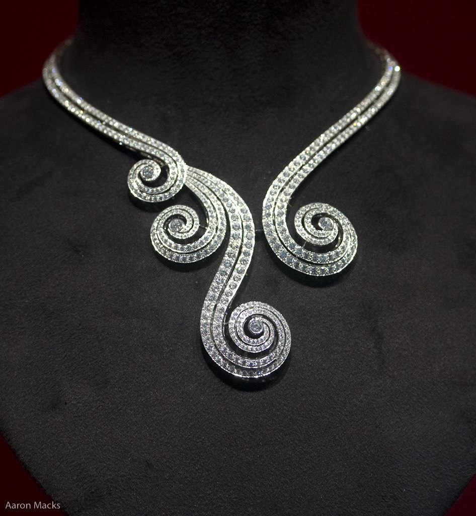 950x1030 Album: Spiral Diamond Necklace, Phone