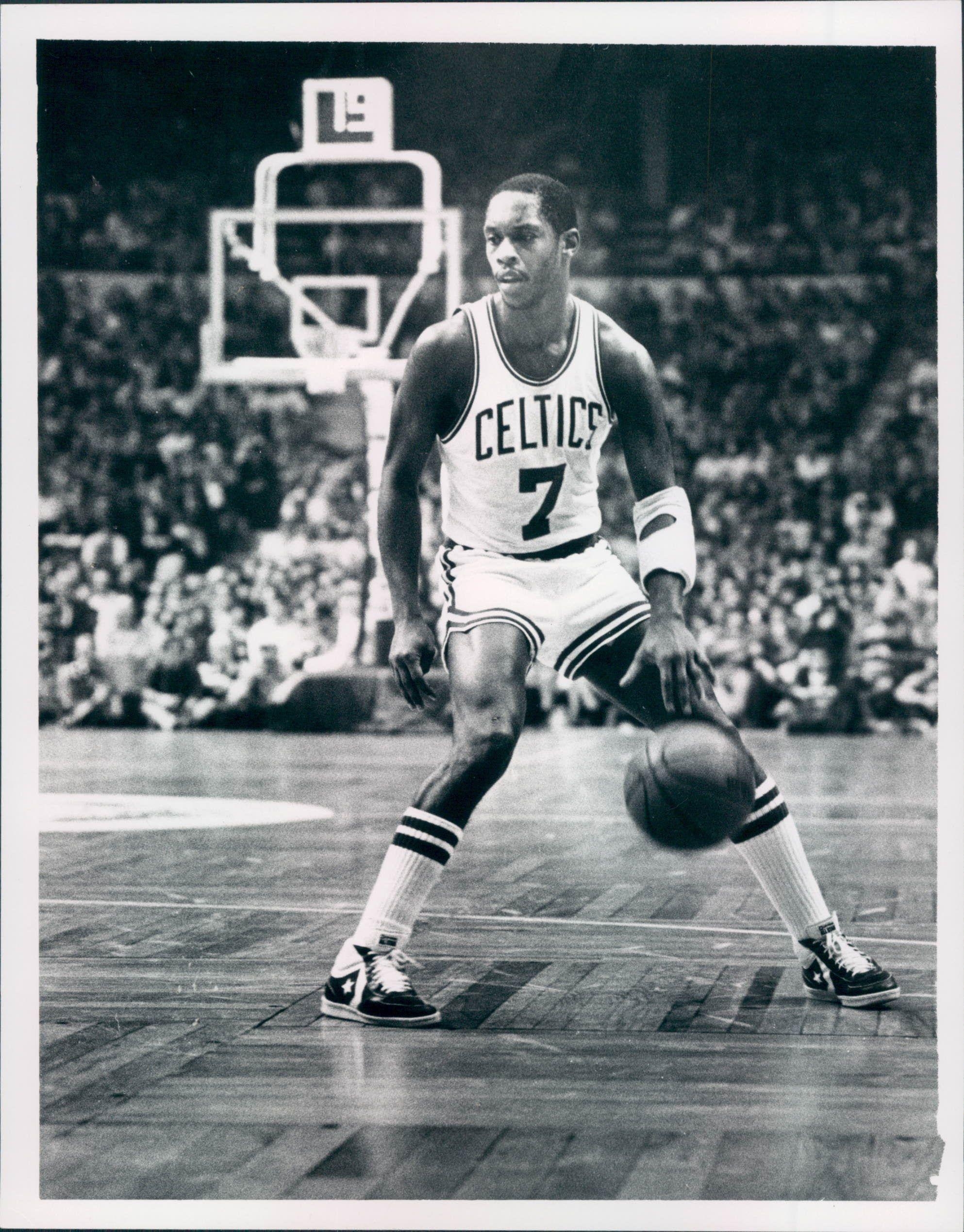 1990x2540 Lot Detail Nate TinyArchibald Boston Celtics Original Type, Phone