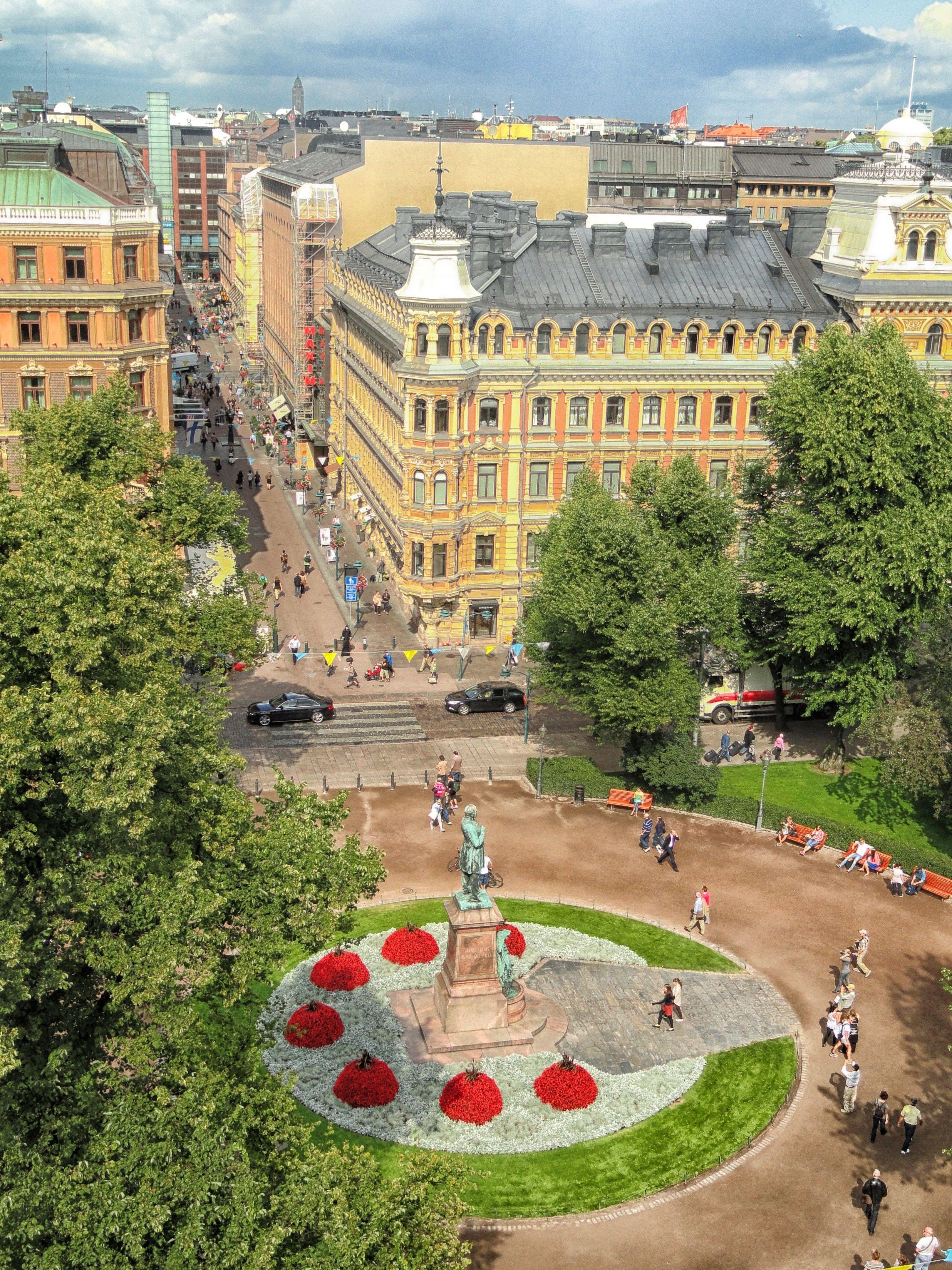 3240x4320 royalty free helsinki image, Phone