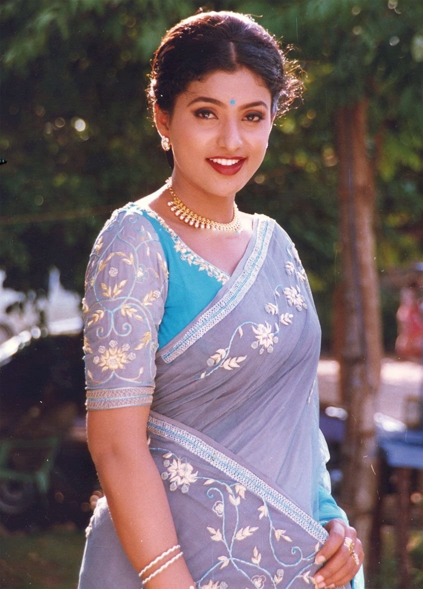 850x1190 Roja Unseen Picture, Phone