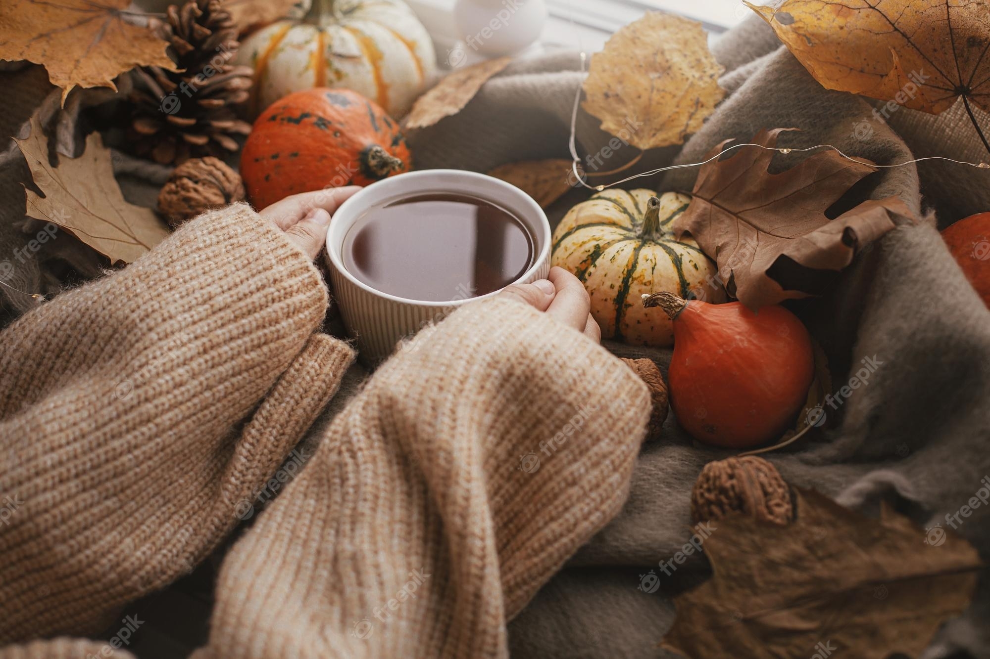 2000x1340 Cozy Autumn Aesthetic Wallpaper Image, Desktop