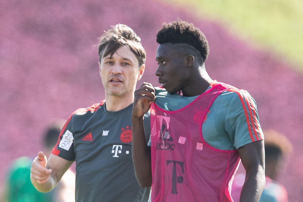 1200x800 Video: Bayern Munich's Alphonso Davies takes the pitch, Desktop