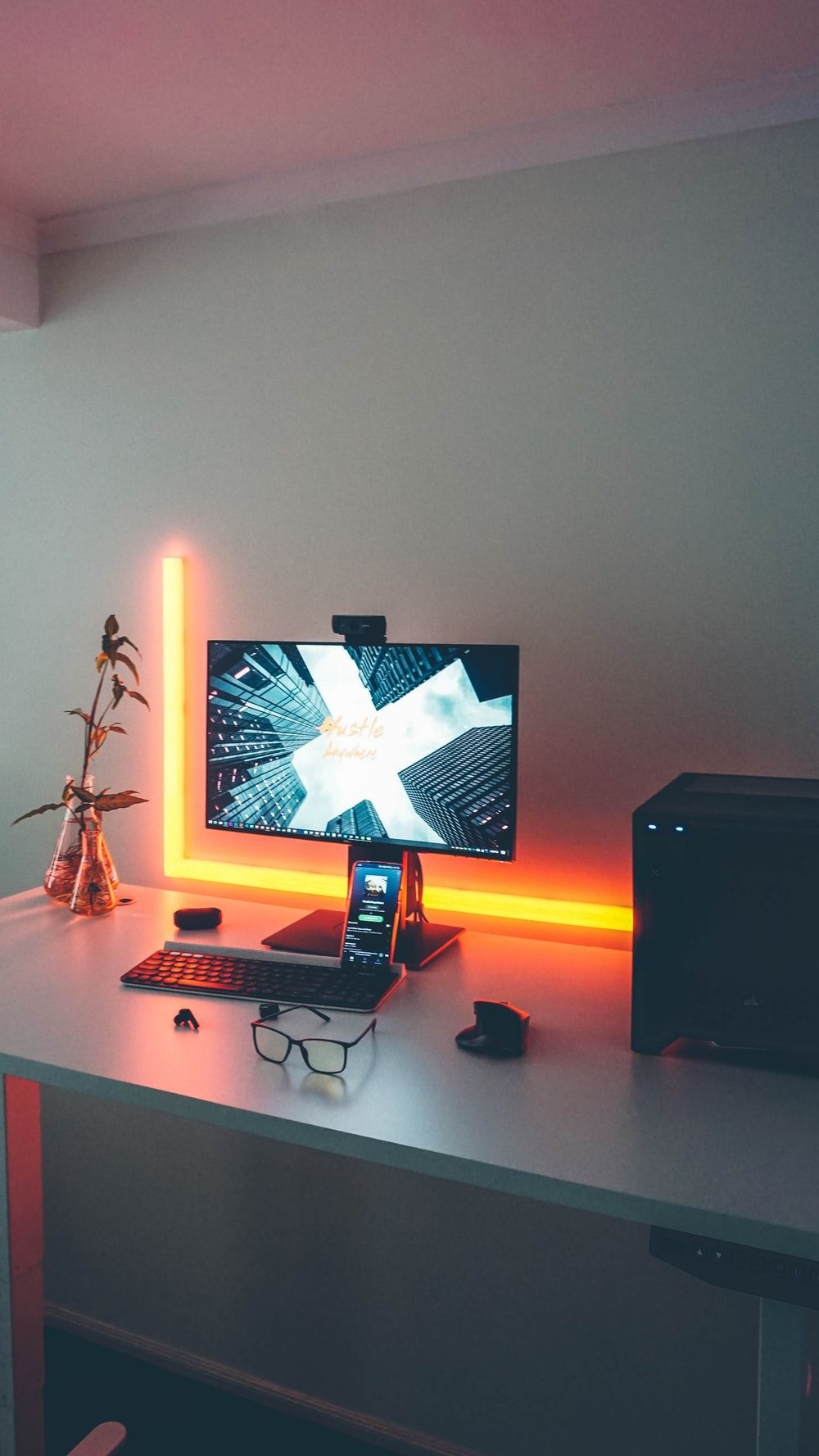 1000x1780 Gaming Pc Setup Picture. Download Free Image, Phone