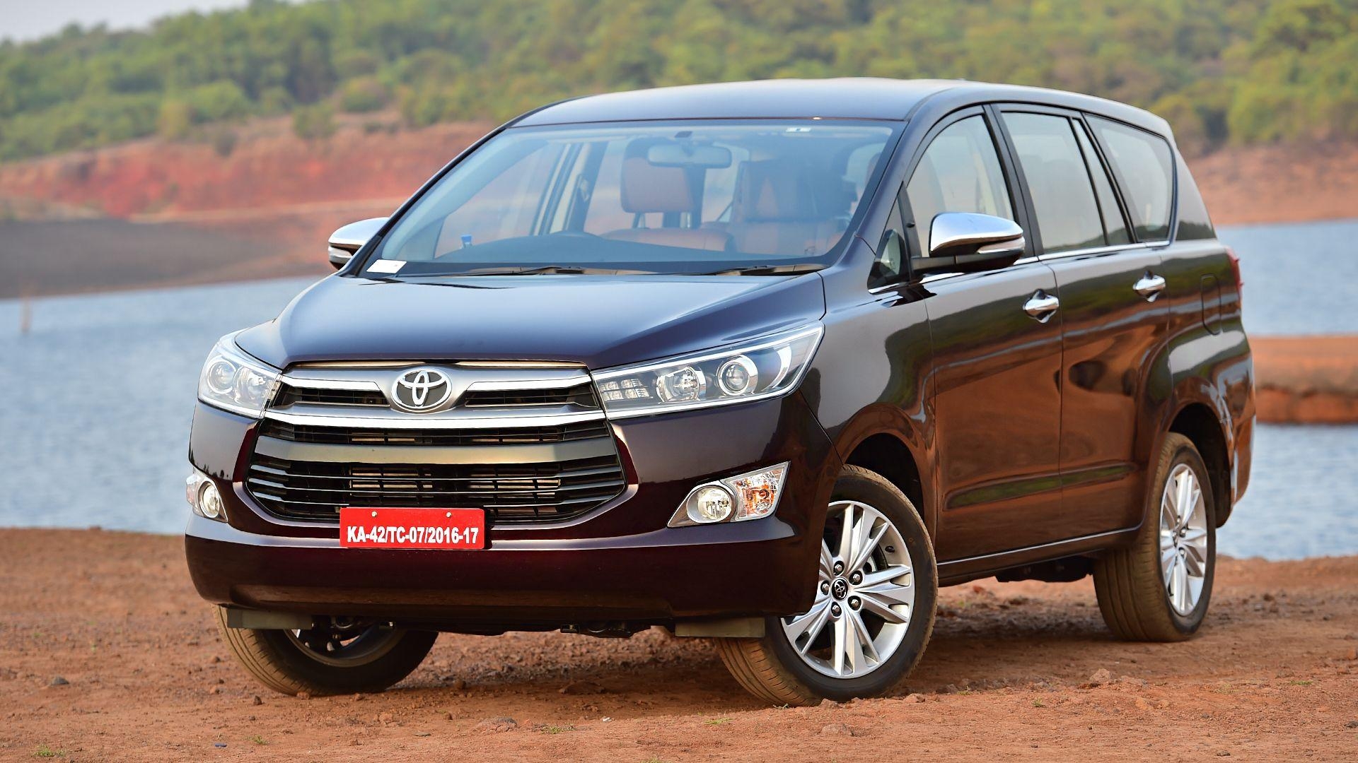 1920x1080 Toyota Innova Crysta 2017, Mileage, Reviews, Specification, Desktop