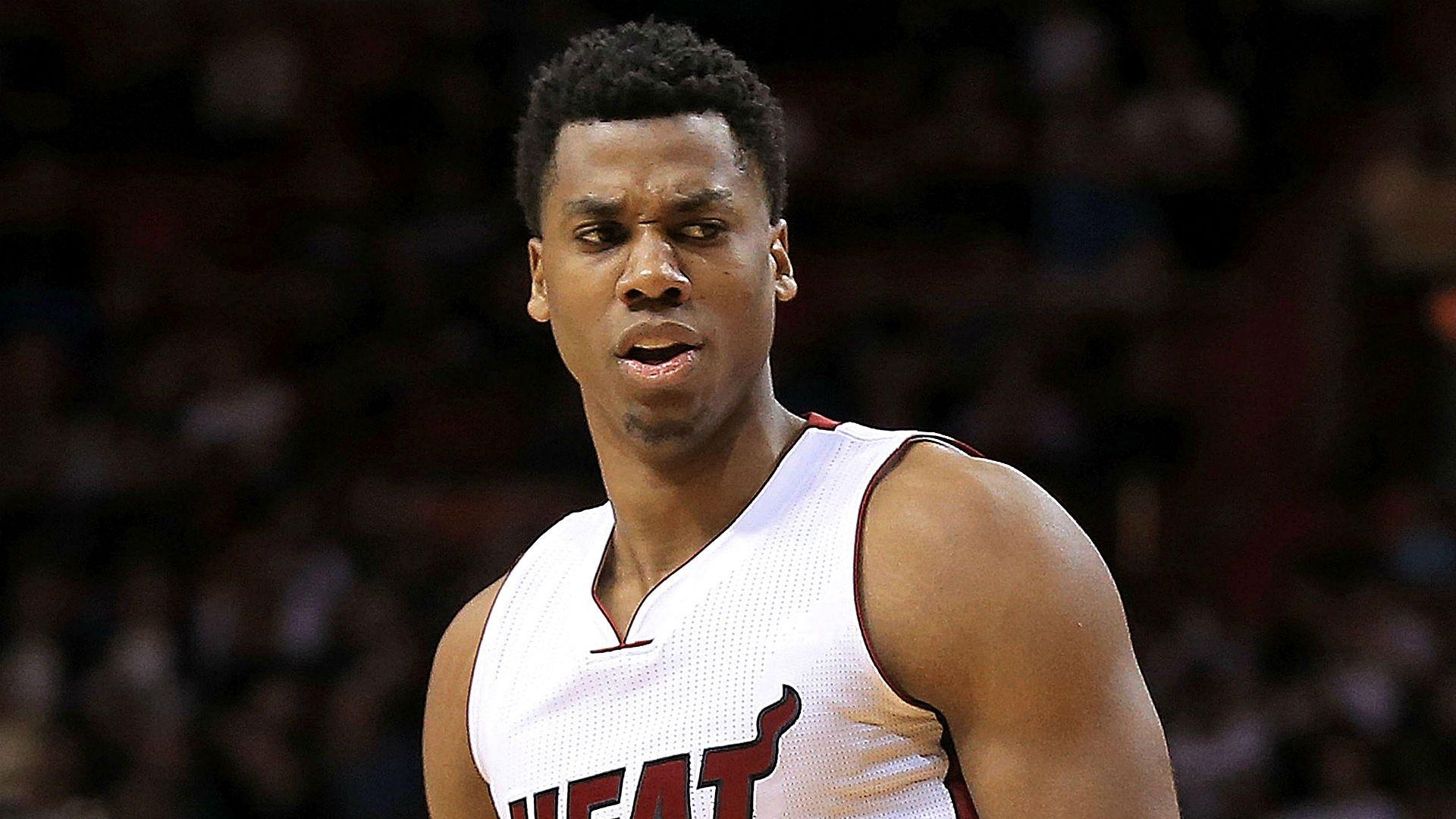 1920x1080 Heat's Hassan Whiteside not on same page with team on knee injury, Desktop