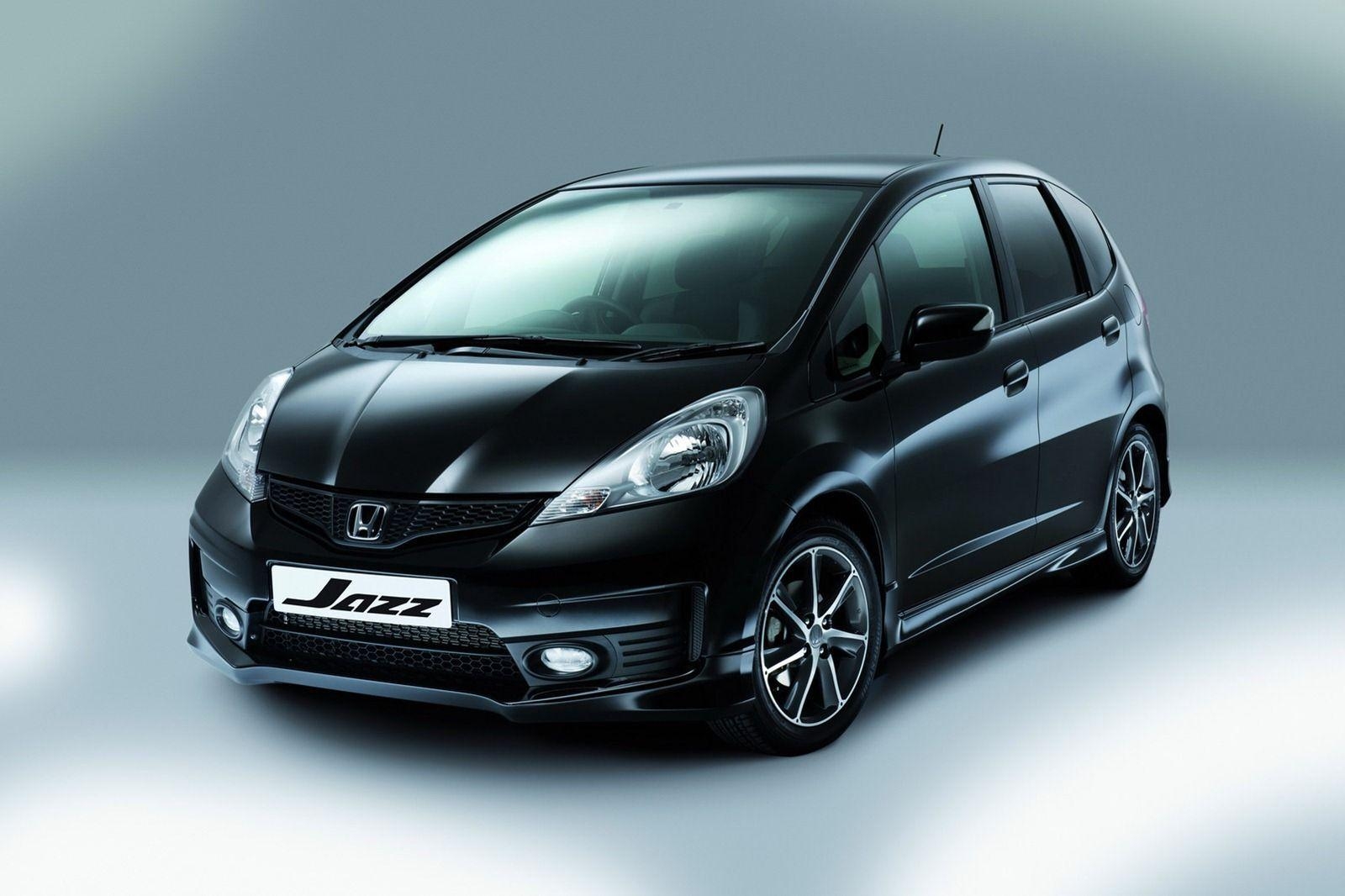 1600x1070 Honda Jazz Si in Black Color Picture & Wallpaper, Desktop