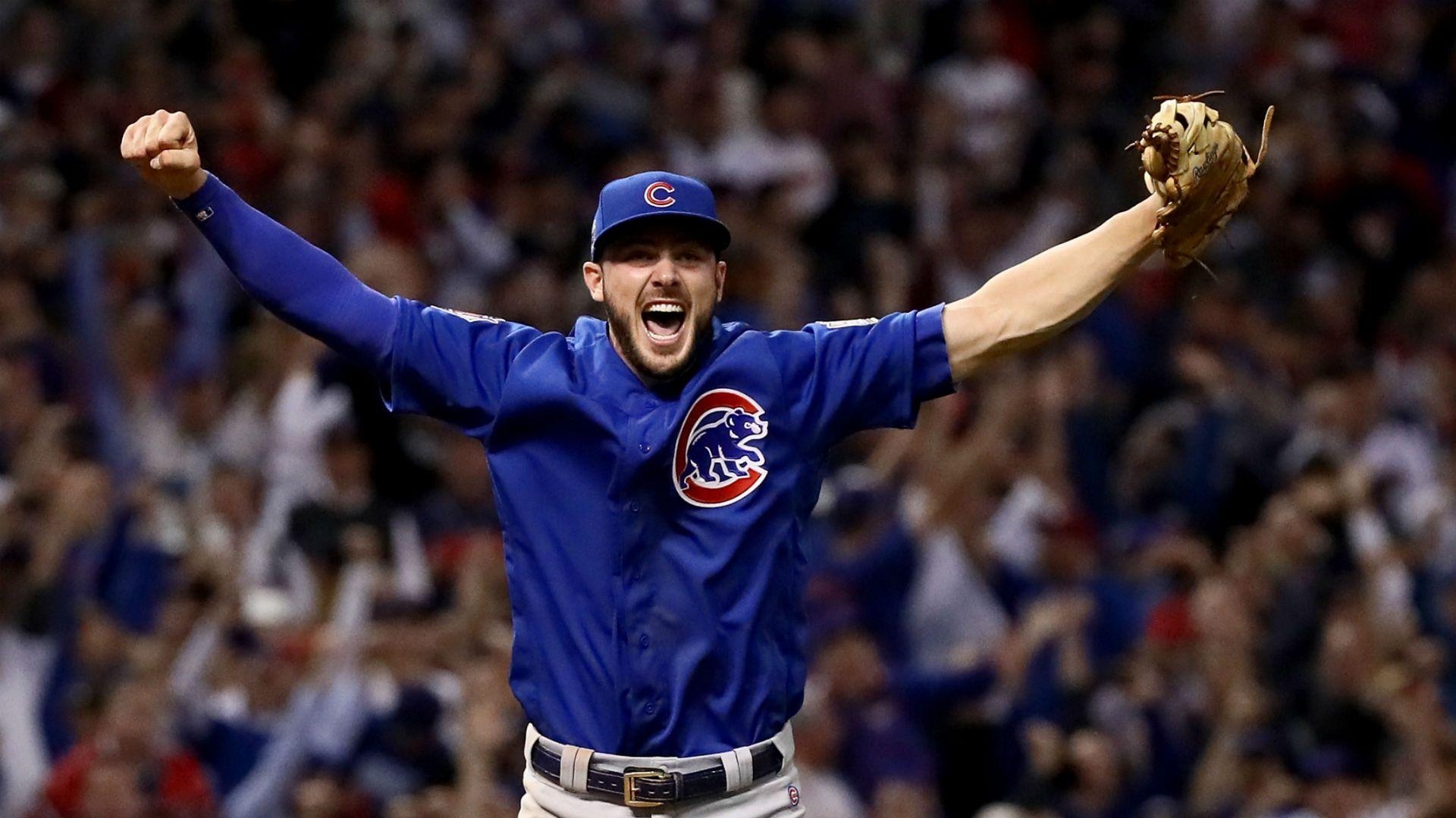 1920x1080 World Series 2016: Kris Bryant smiled so hard while fielding final, Desktop