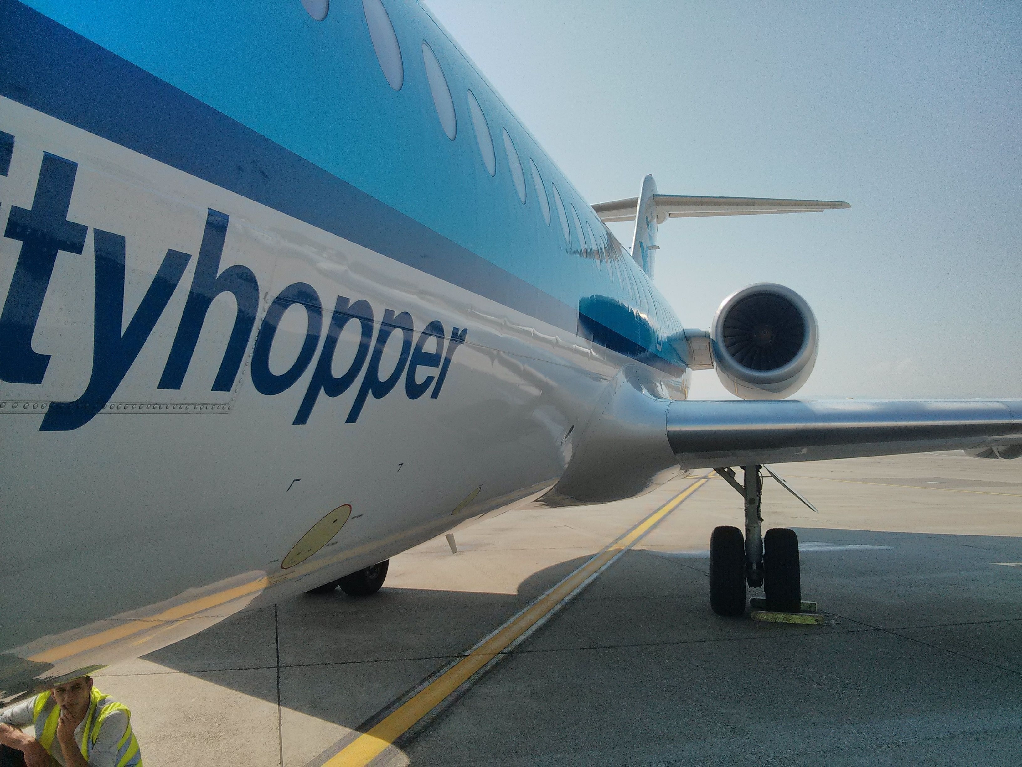 3270x2450 KLM Cityhopper, Desktop