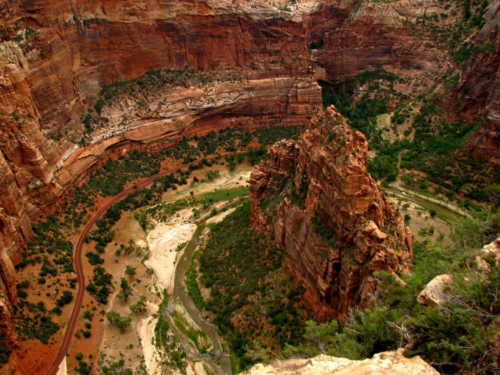 1600x1200 Zion National Park Angels Landing, Desktop